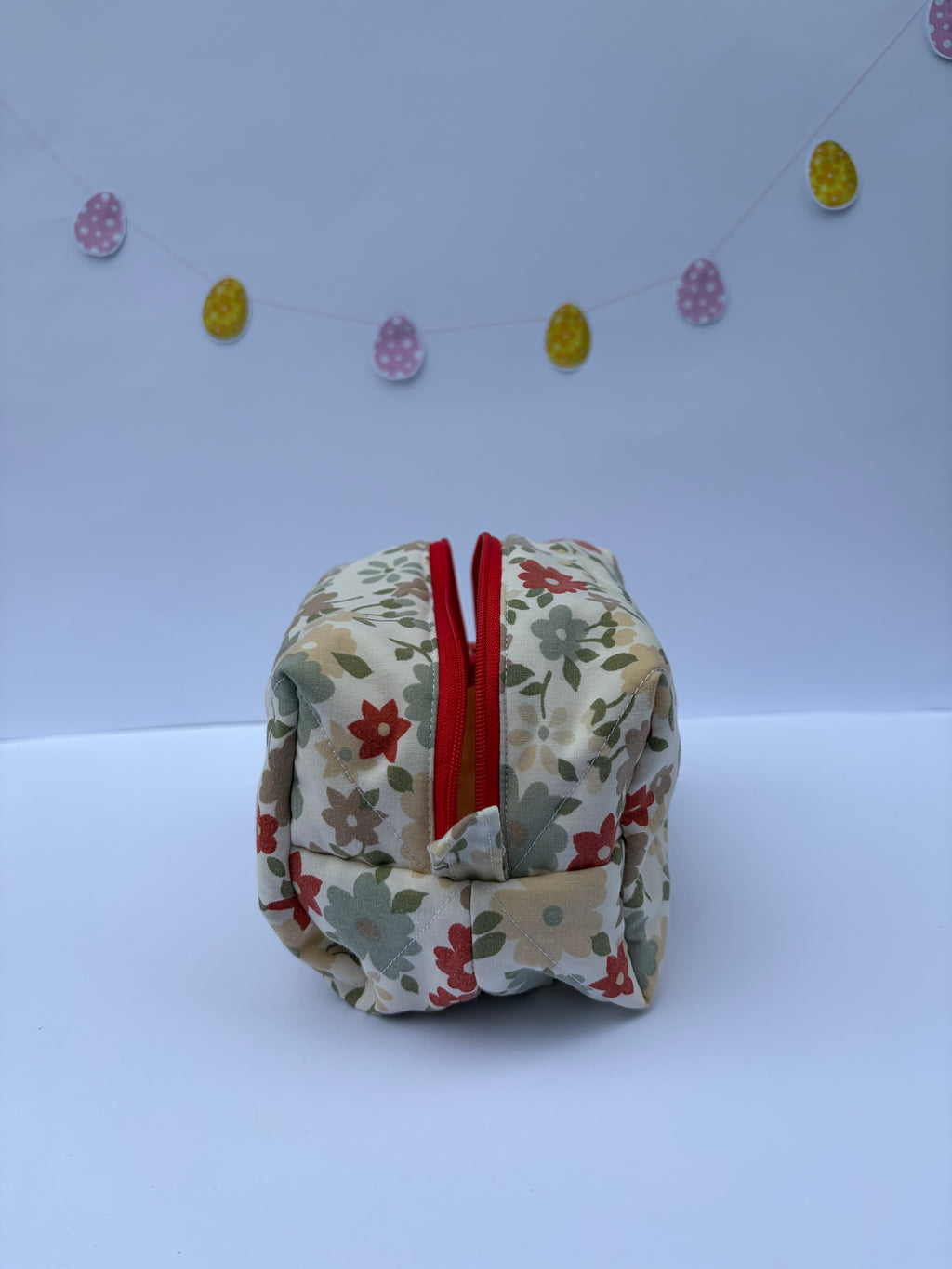 The Flower garden Make up bag