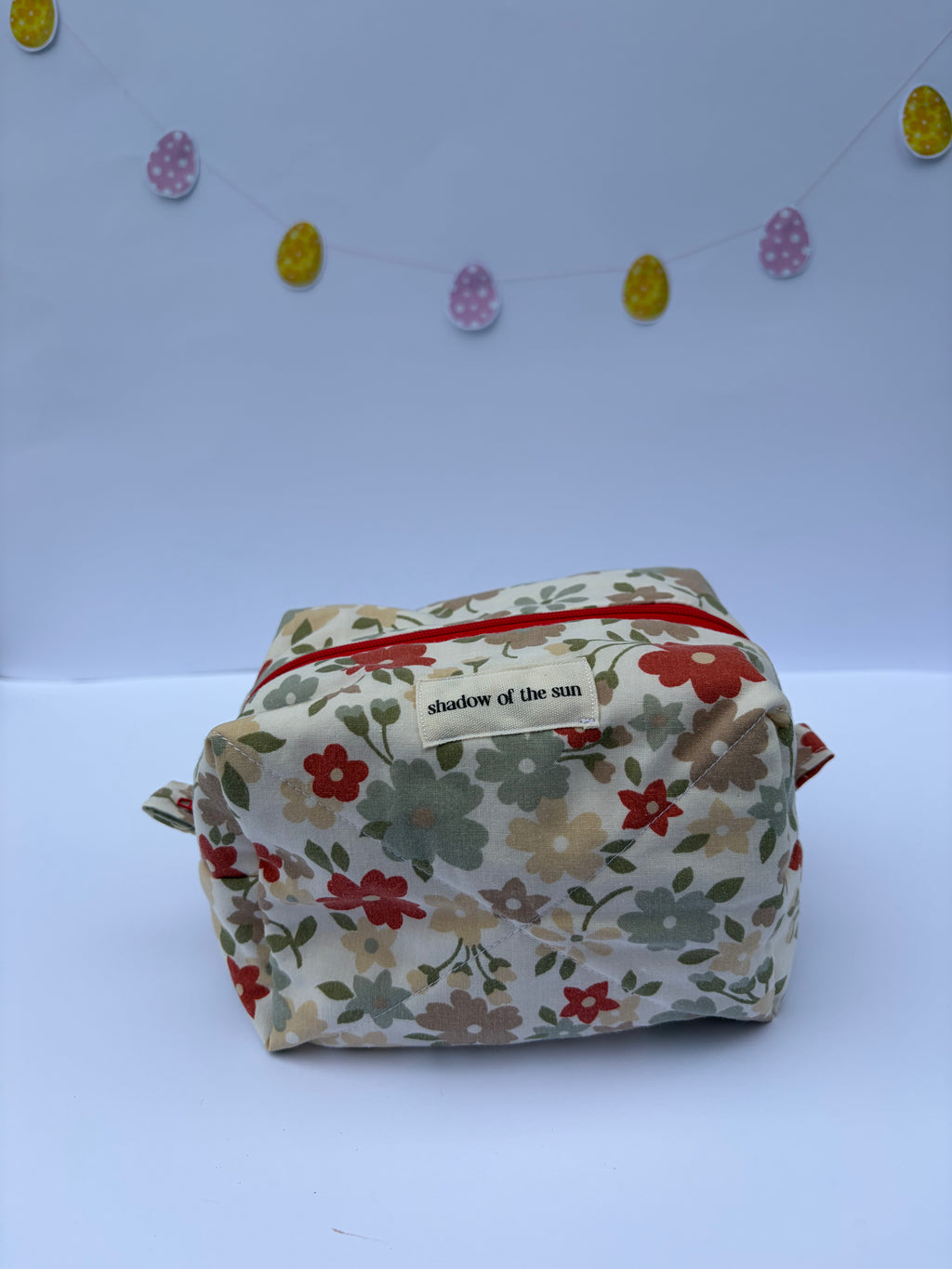 The Flower garden Make up bag