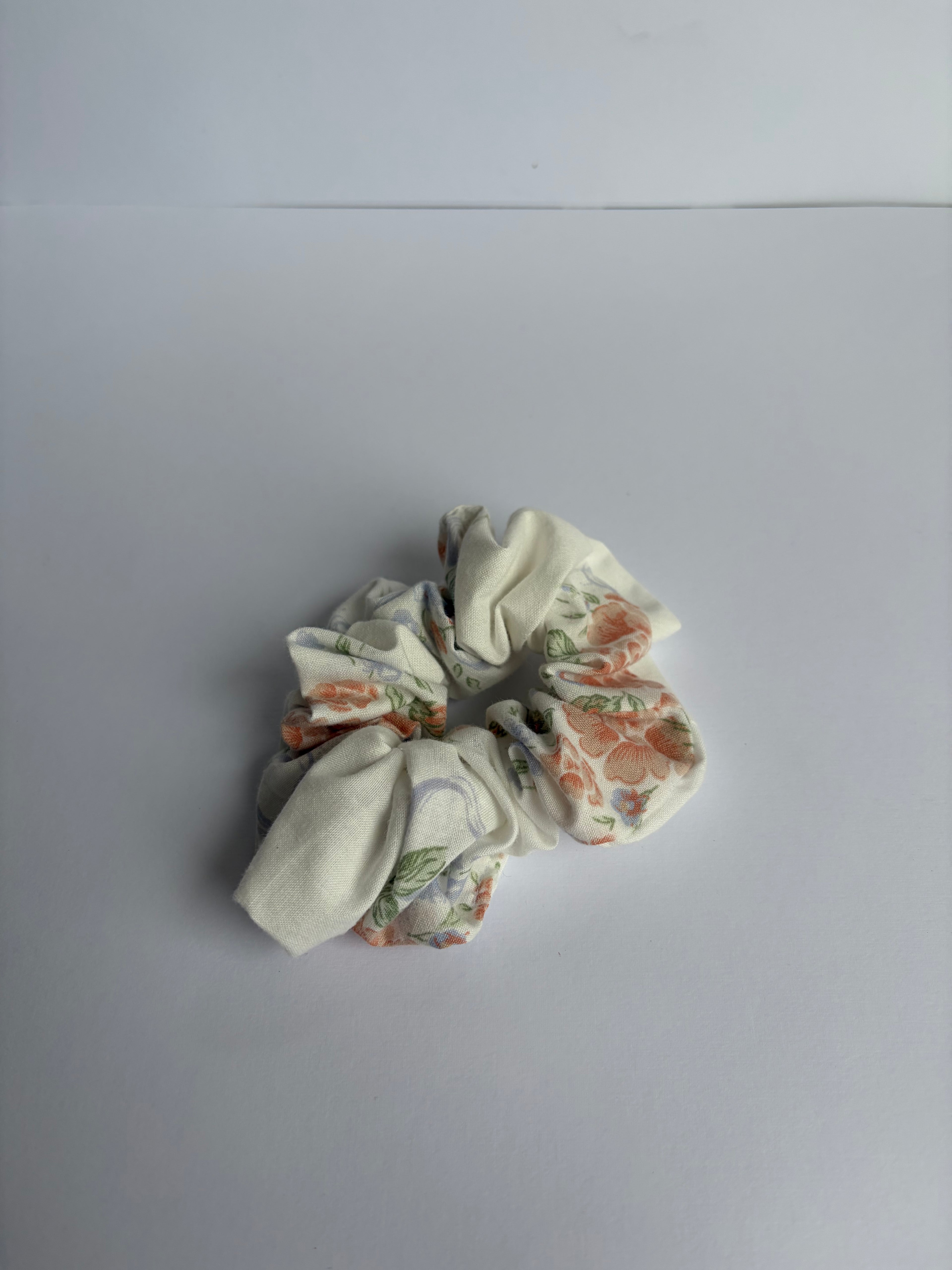 Bows & Florals Scrunchie