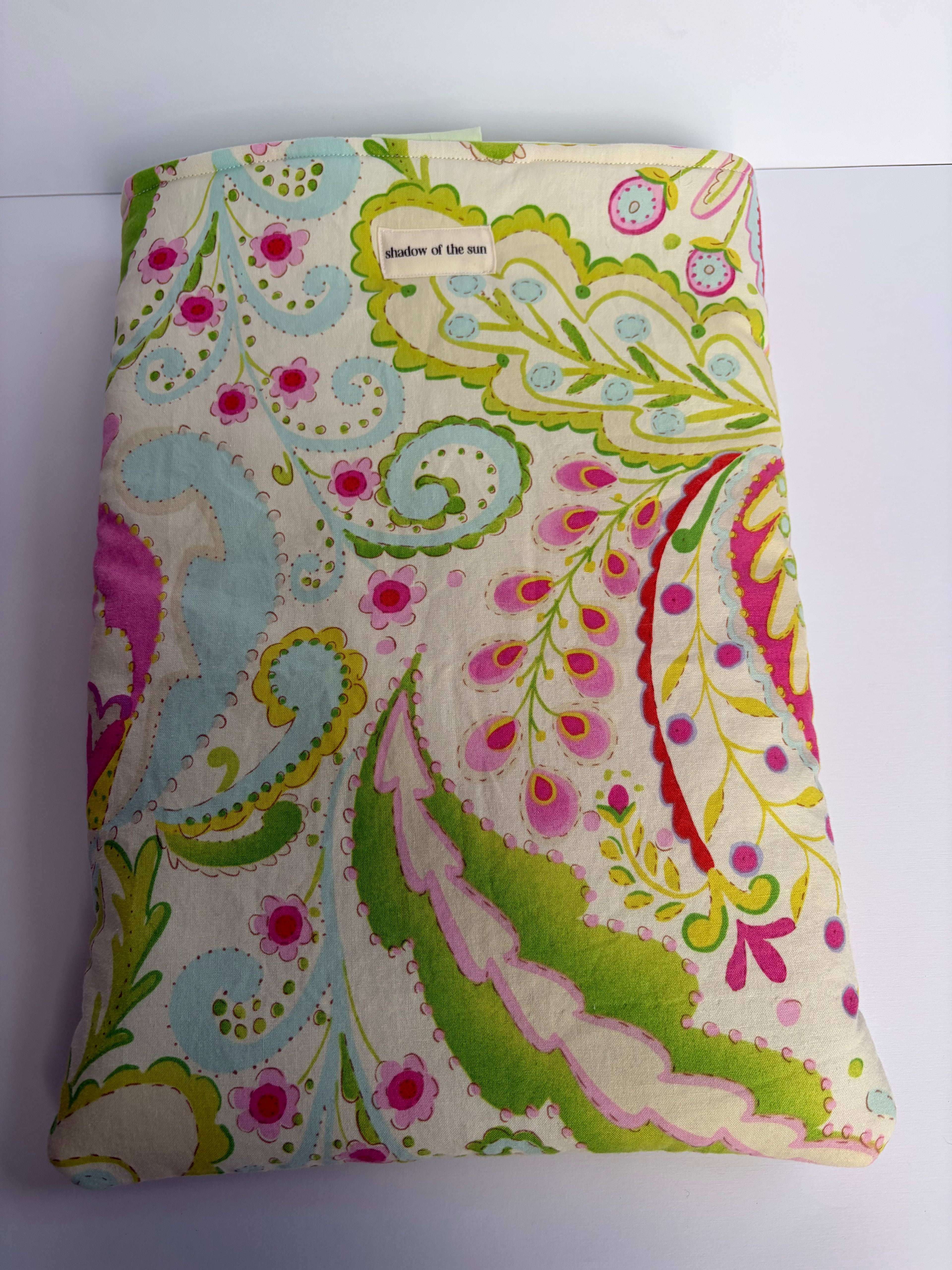 Ferns and florals laptop sleeve