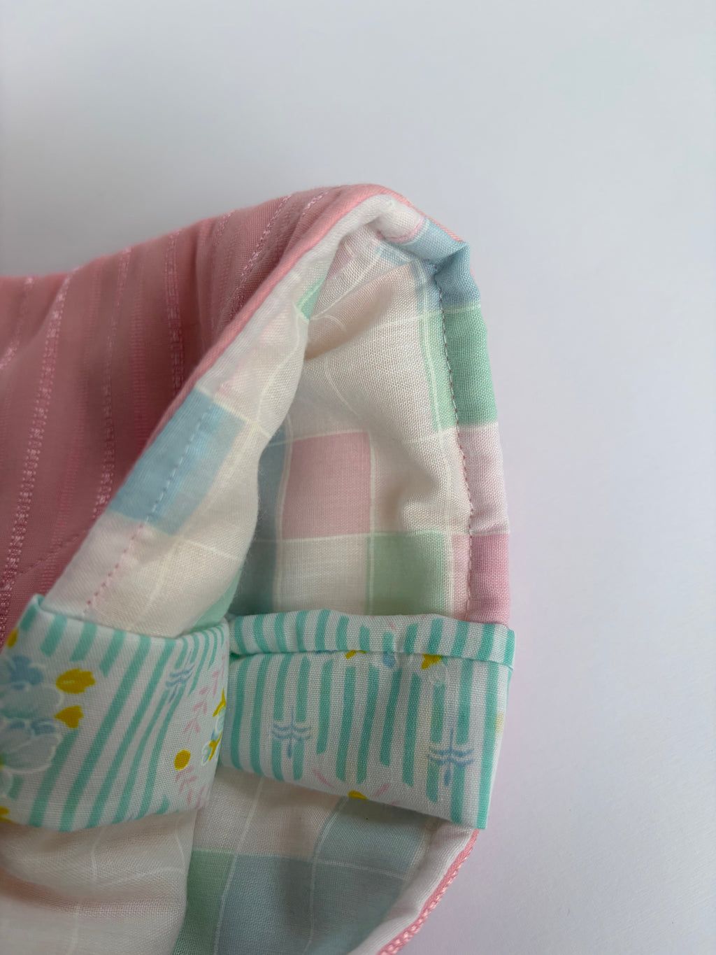 Pretty in Pink Book sleeve - Large