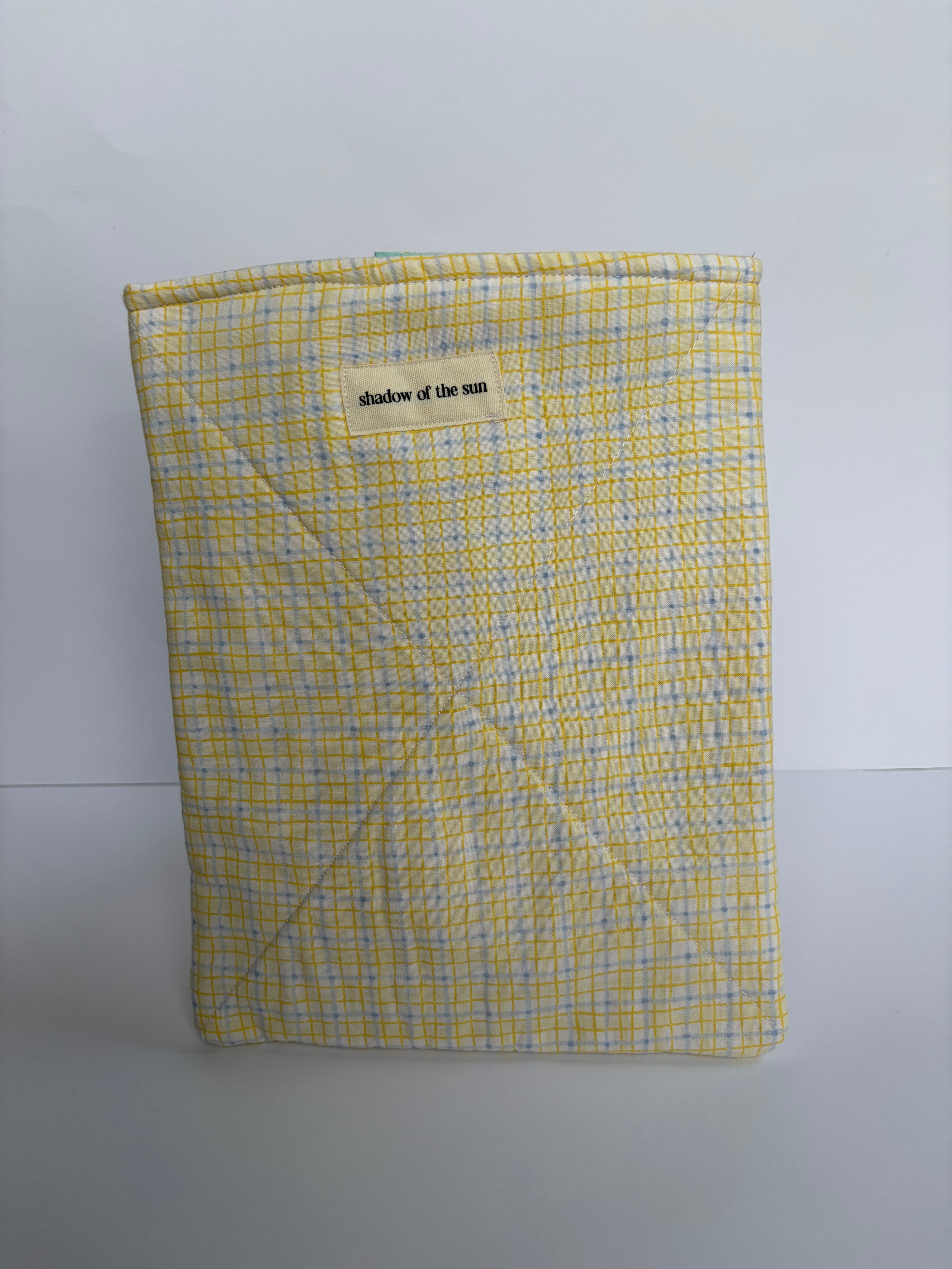 Clueless Book sleeve - Large