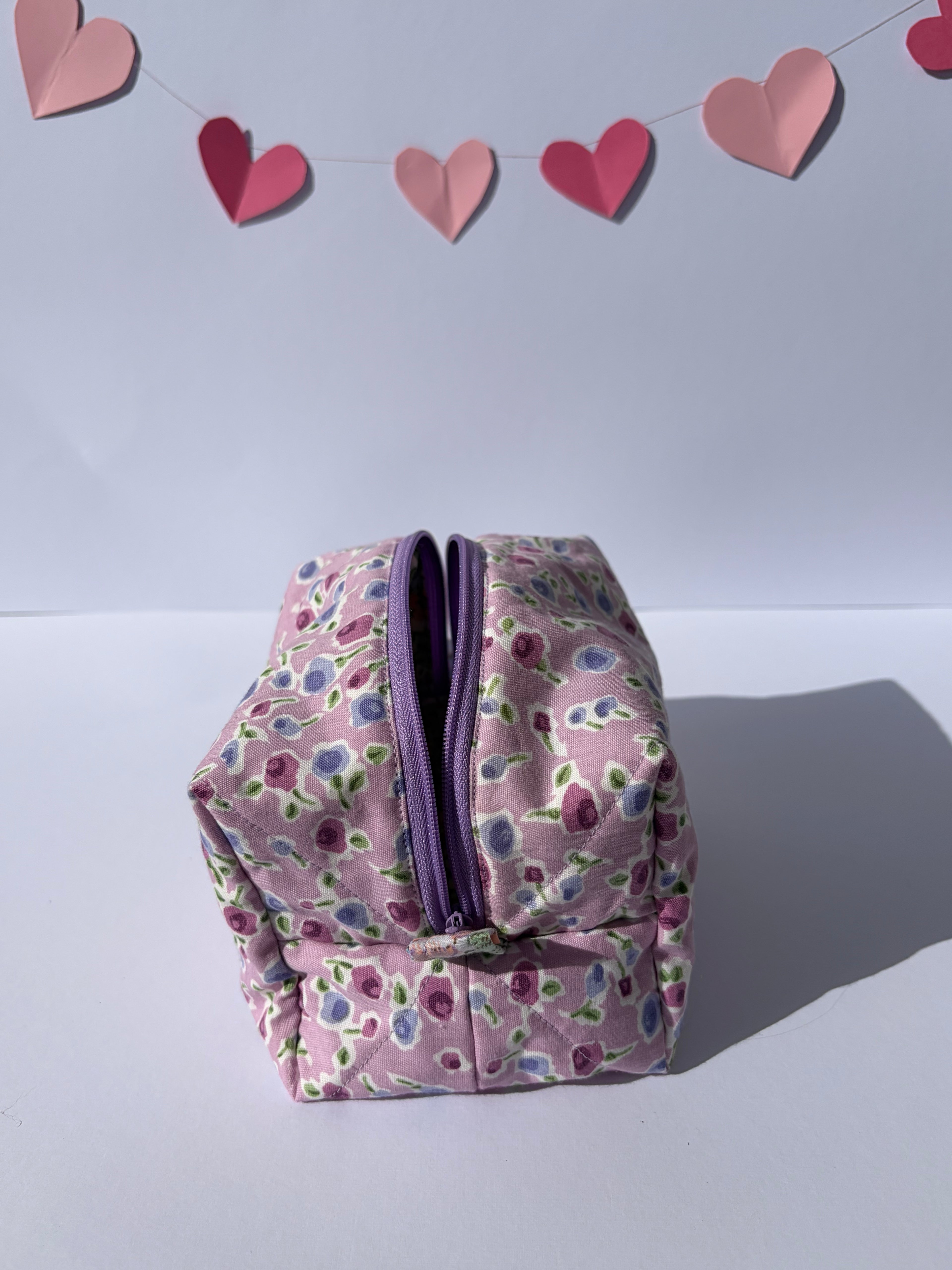 Vintage floral purple Make up bag