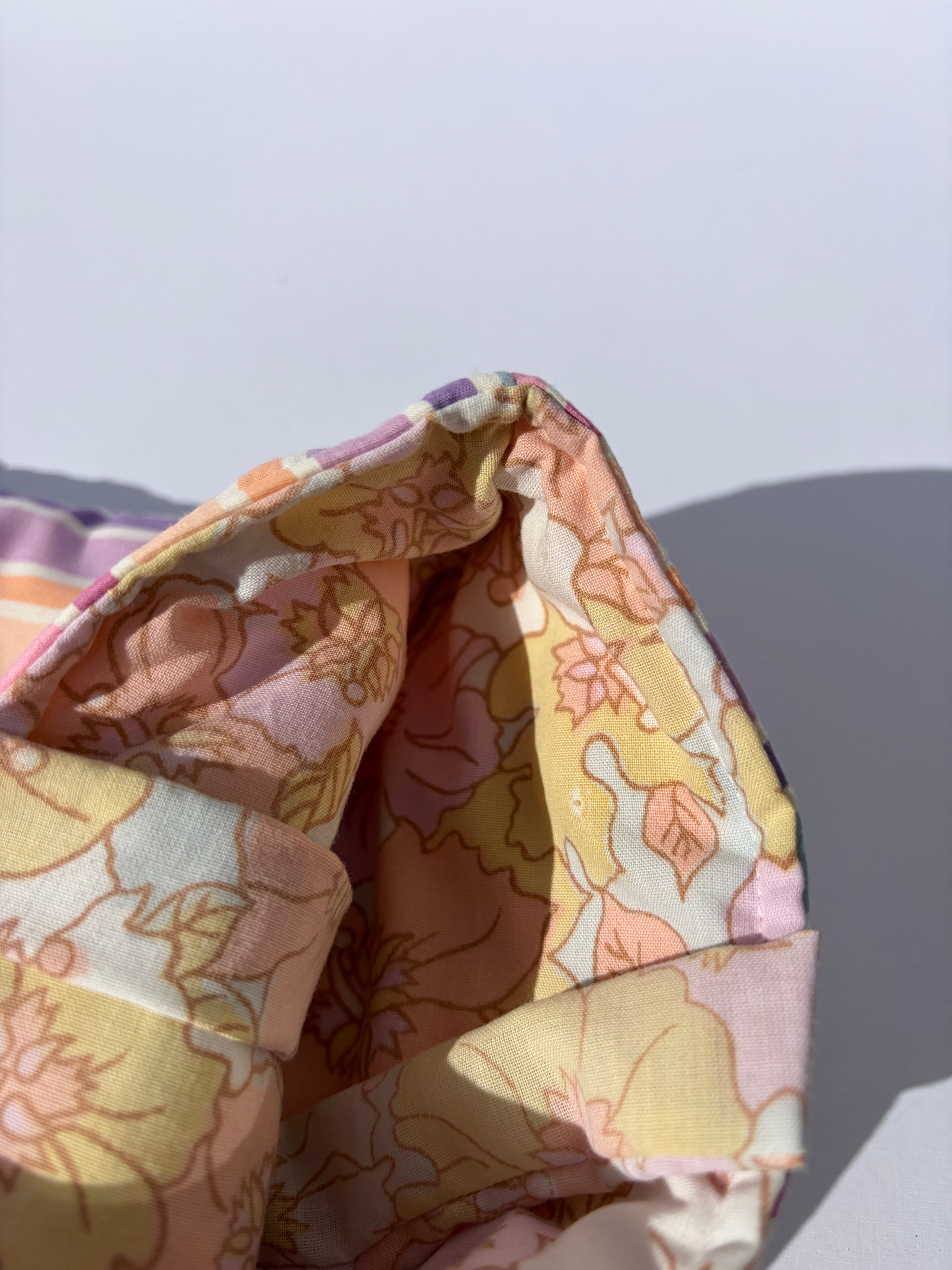 Pastel stripes Book sleeve - Small