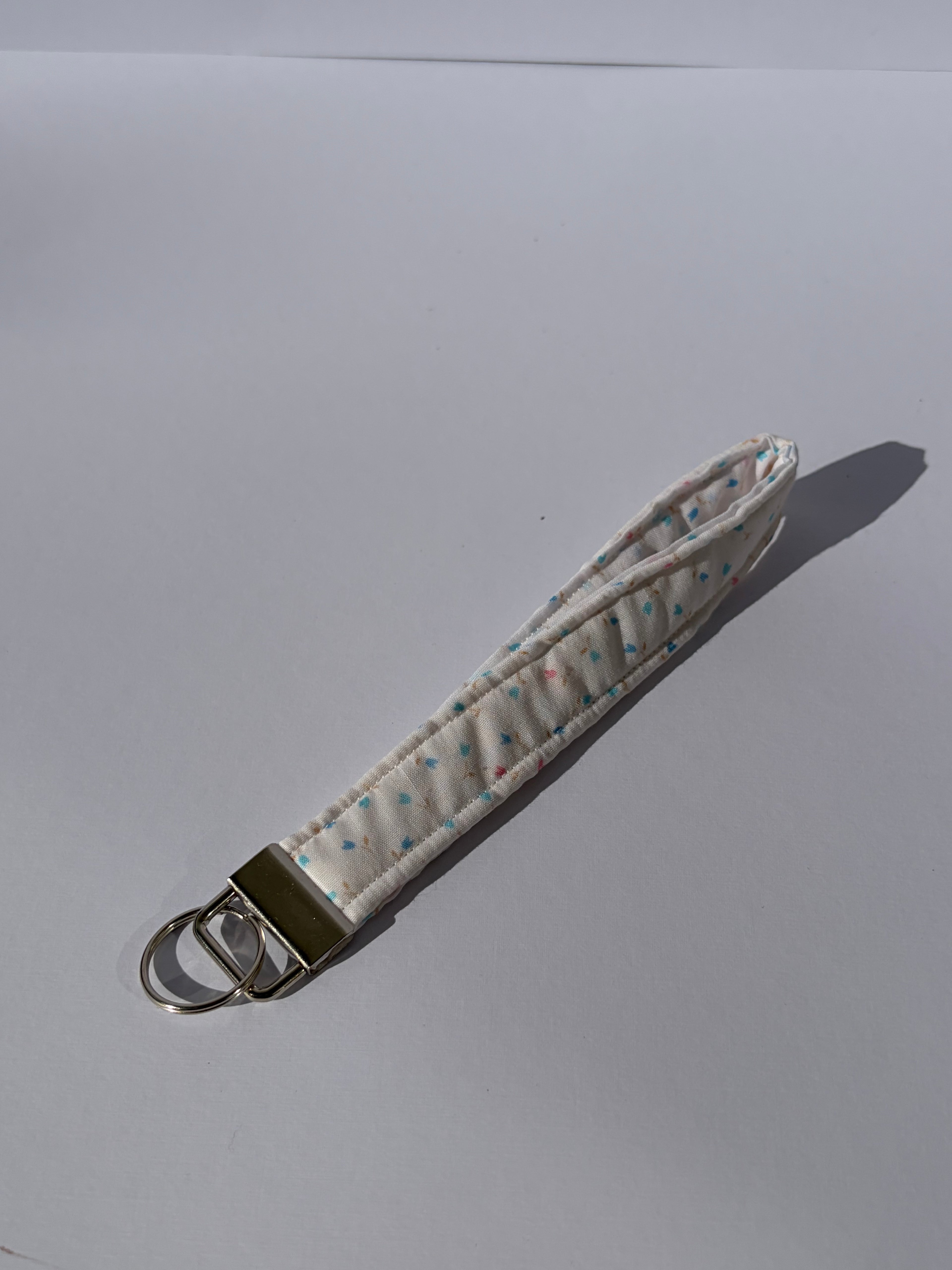 Ditsy petals Wristlet