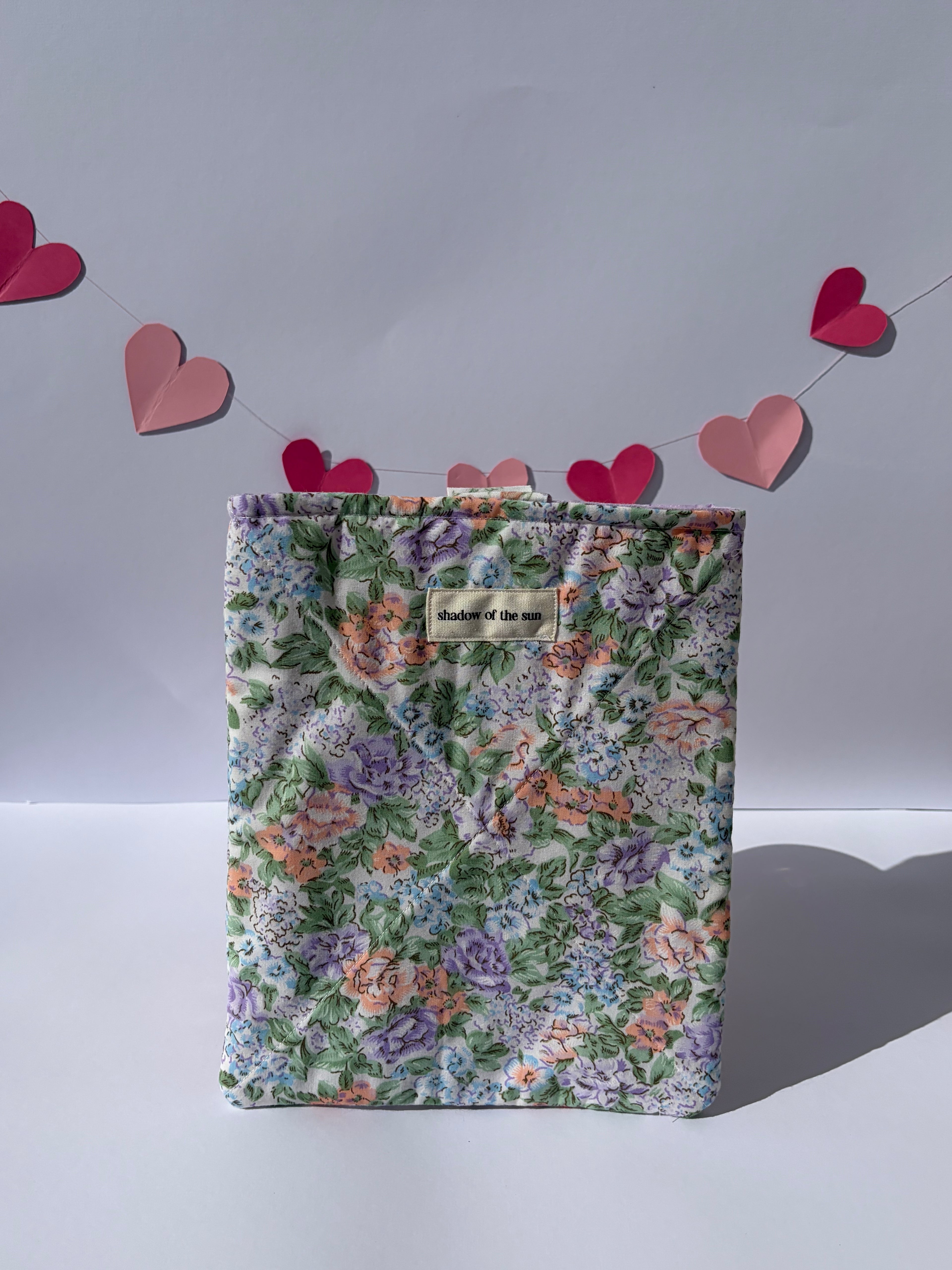 Garden gala Book sleeve - Large