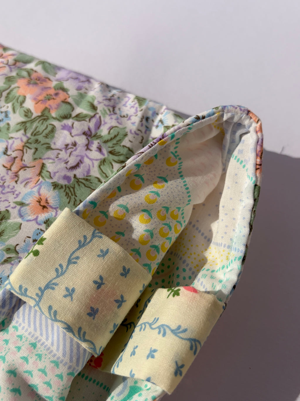 Garden gala Book sleeve - Large